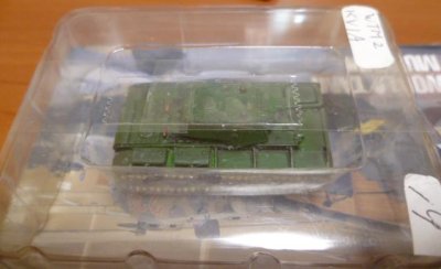 画像1: タカラトミー 1/144  ワールドタンクミュージアム02　KV-1A重戦車（単色）　箱無し　説明書無し
