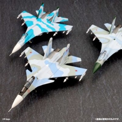 画像1:  フランカーファミリー２SUKHOI Su-27 Su-30   B　 Su-27P　ロシア空軍第38戦闘航空連隊　エフトイズ  1/144戦闘機