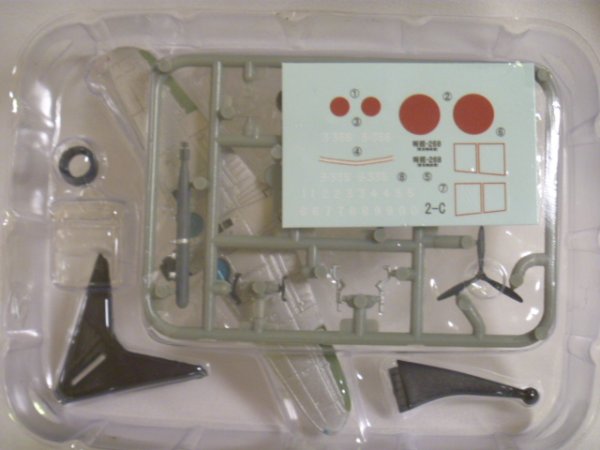 画像4: エフトイズ 1/144戦闘機 ウイングキットコレクション Vol.12 02 97式艦上攻撃機 C 97式1号艦攻 第12航空隊 (4)