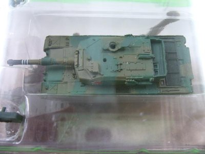 画像1: タカラトミー 1/144  ワールドタンクミュージアム　大戦略エディション 90式戦車(戦車長付) 二色迷彩　外箱無し